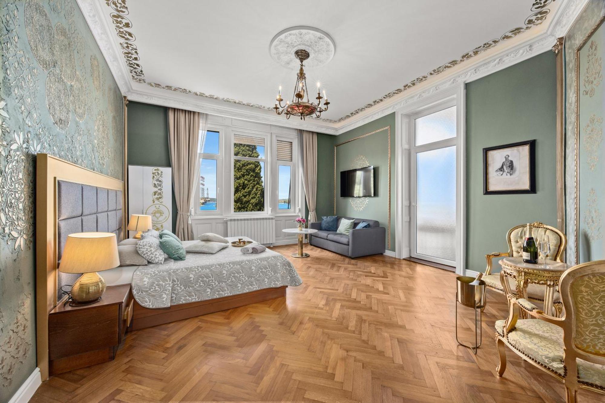 PUY Villa Muenz Luxurious Residence מראה חיצוני תמונה