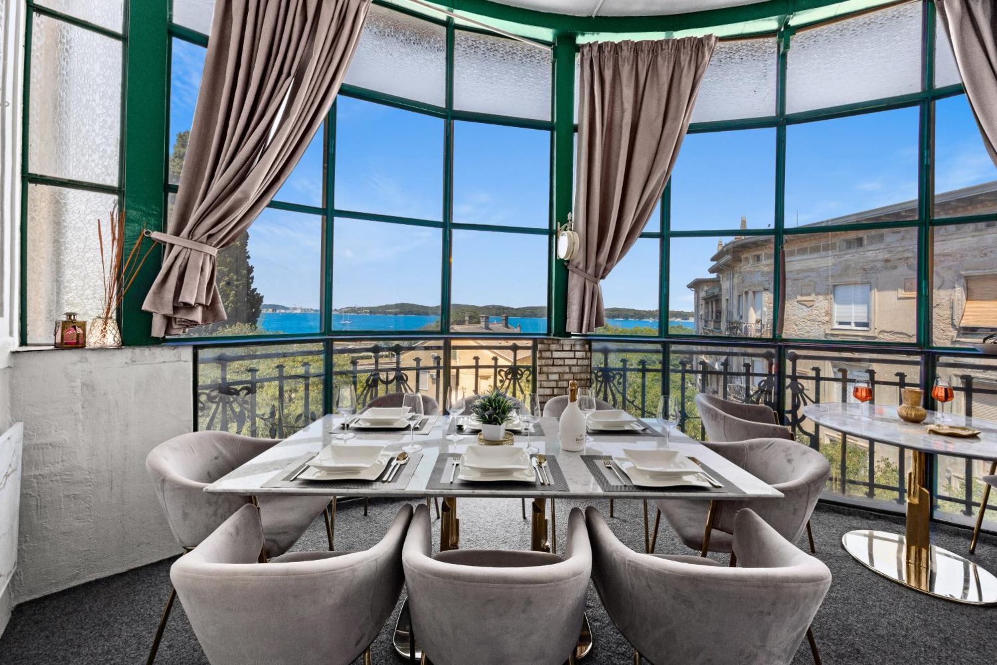 PUY Villa Muenz Luxurious Residence מראה חיצוני תמונה