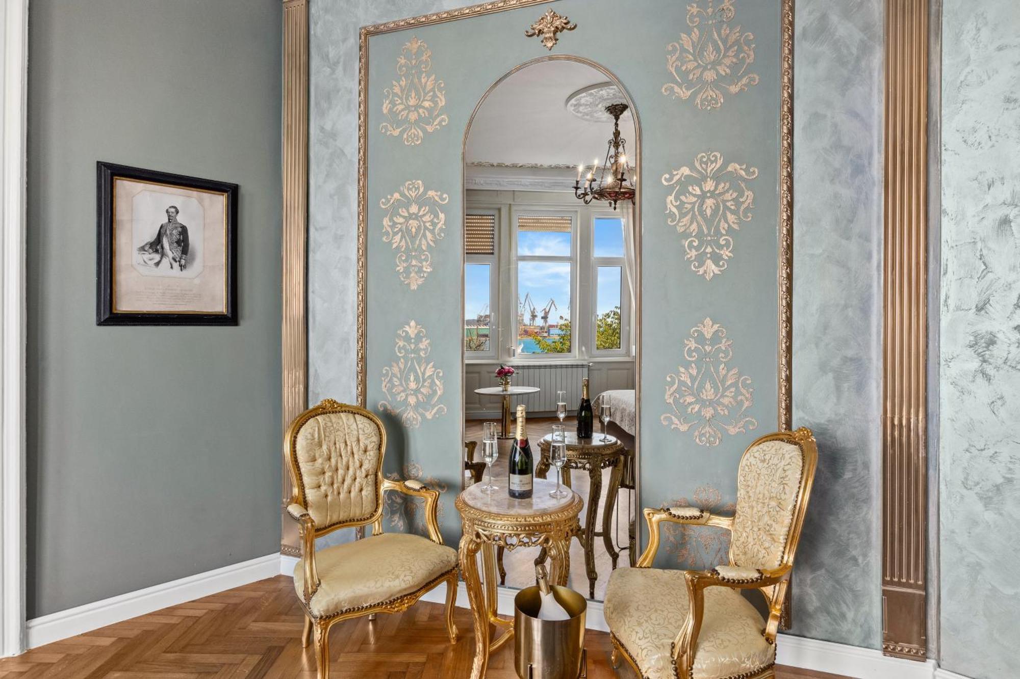 PUY Villa Muenz Luxurious Residence מראה חיצוני תמונה