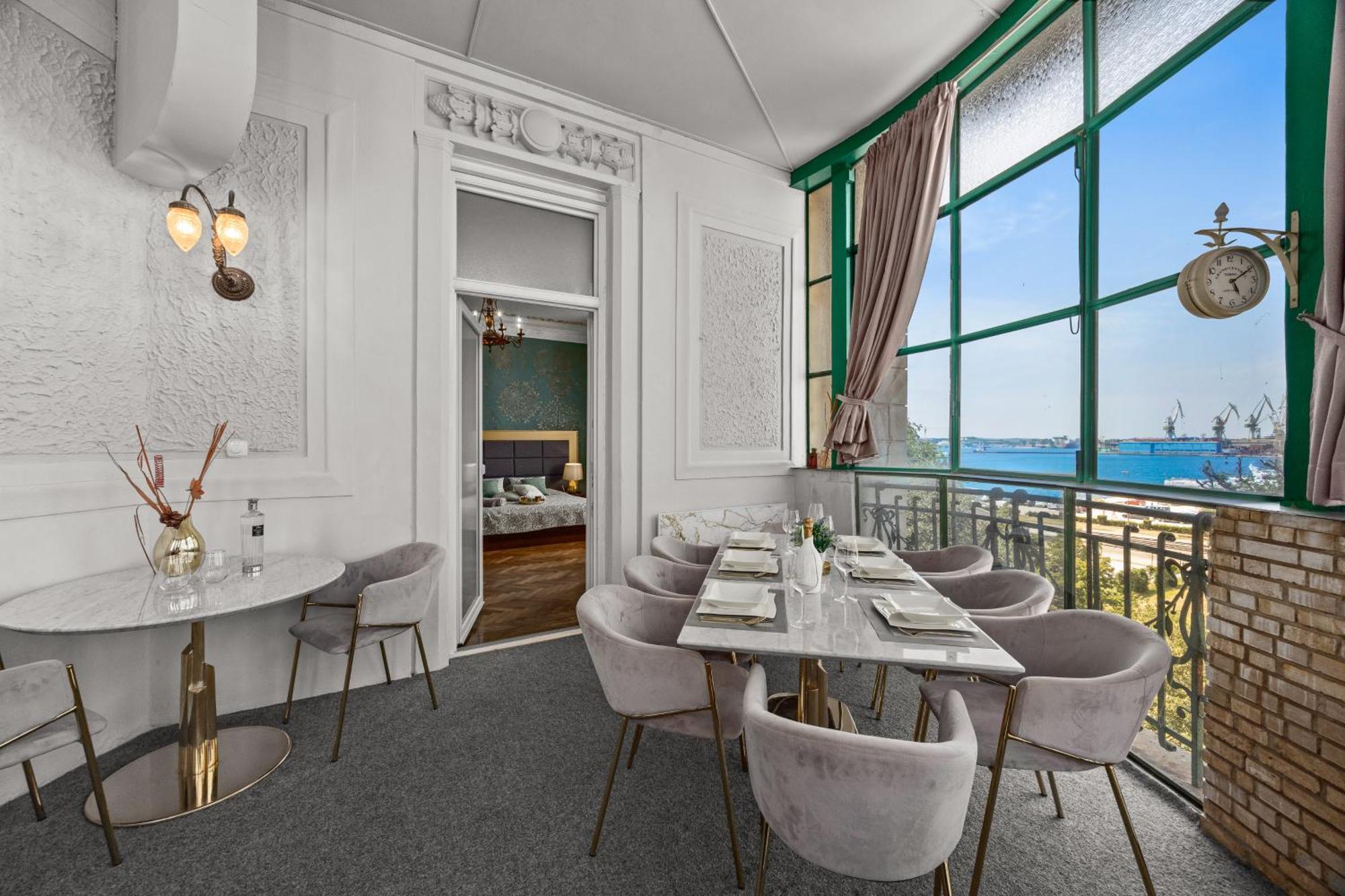 PUY Villa Muenz Luxurious Residence מראה חיצוני תמונה