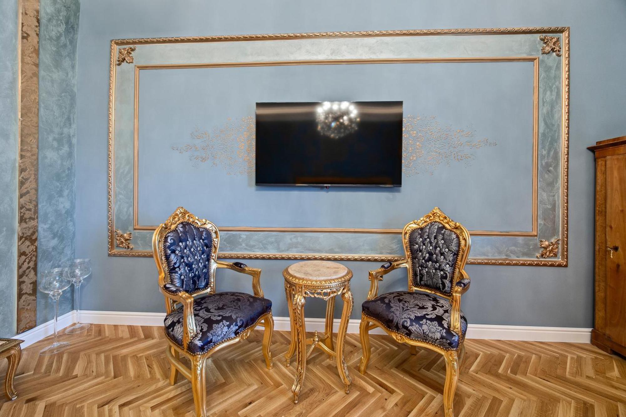 PUY Villa Muenz Luxurious Residence מראה חיצוני תמונה